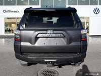 This Toyota 4Runner boasts a Regular Unleaded V-6 4.0 L/241 engine powering this Automatic transmiss... (image 3)