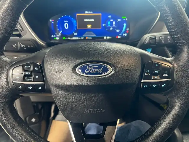 2020 Ford Escape in Cars & Trucks in Edmonton - Image 23