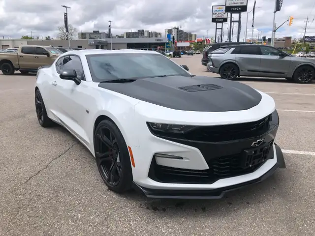 1LE 2019 Chevrolet Camaro 1SS in Cars & Trucks in London - Image 4