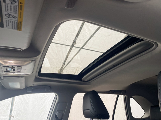 2024 Toyota RAV4 XLE PREMIUM AWD *TOIT* CUIR *SIEGES CHAUF* CARP in Cars & Trucks in Laurentides - Image 3