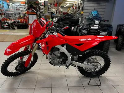 2025 CRF450R. COME IN AND CHECK OUT THIS BEAUTY!!! All pre owned units are sold fully serviced & cer...