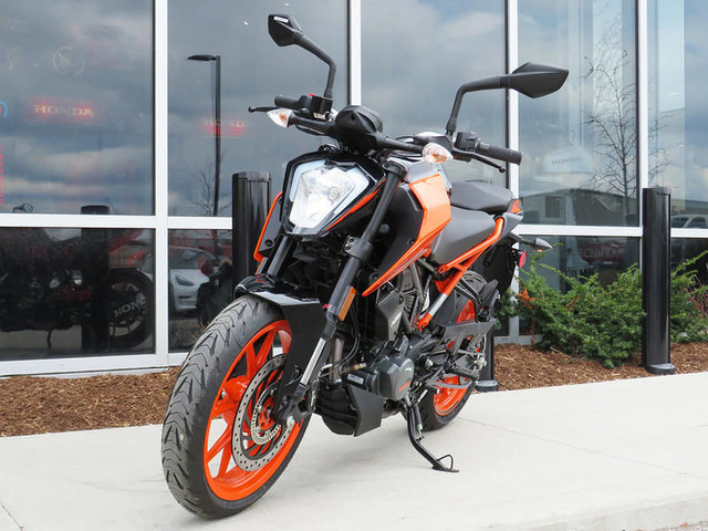 2023 KTM 200 Duke in Street, Cruisers & Choppers in Cambridge - Image 4