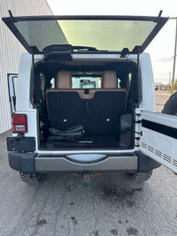 2011 JEEP WRANGLER SPORT V6 3.8L 4x4 2 Portes —- FINANCEMENT MAISON DISPONIBLE AVEC ACOMPTE DE 4,800... (image 5)