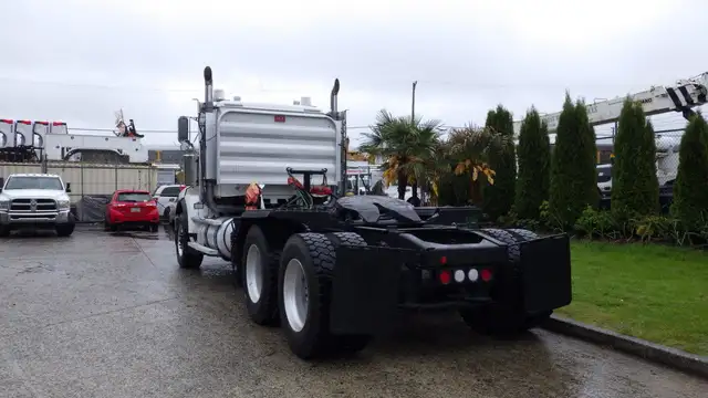 2019 Western Star 4900 SB Cummins X15 Eaton 18 Speed in Heavy Trucks in Delta/Surrey/Langley - Image 9