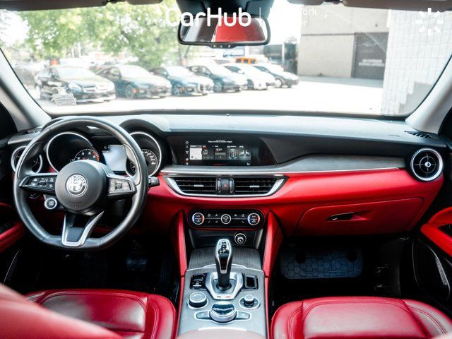 2021 Alfa Romeo Stelvio Ti AWD Panoroof Active Blind Spot in Cars & Trucks in City of Toronto - Image 3