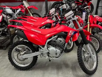 2025 HONDA CRF 250 FS CRF 250 FS Trail MX Red NEW Advertised at $ 5999 Including fine print $ 6569 T...