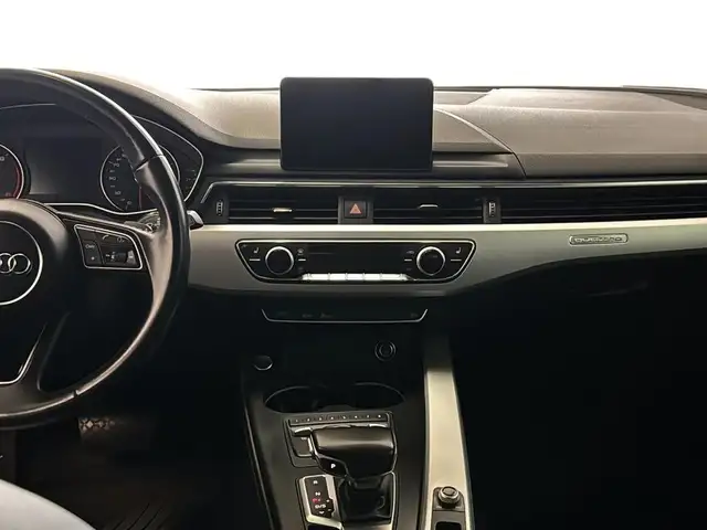 2017 Audi A4 Premium 2L Turbo Cuir Sunroof Carplay AWD in Cars & Trucks in Laval / North Shore - Image 18