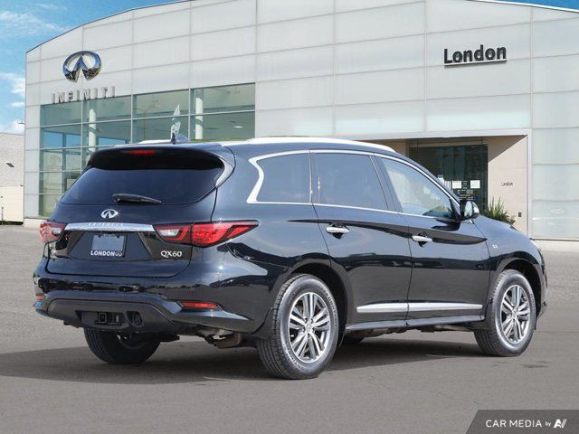 2020 INFINITI QX60 in Cars & Trucks in London - Image 3