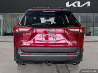 Wheels: 17 Alloy, Trunk/Hatch Auto-Latch, Trip Computer, Transmission: Continuously Variable (CVT),... (image 4)