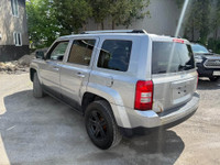 4x4 / SUN ROOF / AS IS SALE Please note all our vehicles are fully detailed and disinfected before g... (image 4)