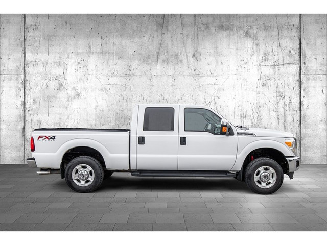  2016 Ford F-250 XLT 4X4 SUPERCREW V8 6.2L ESSENCE FX4 in Cars & Trucks in Lanaudière - Image 4