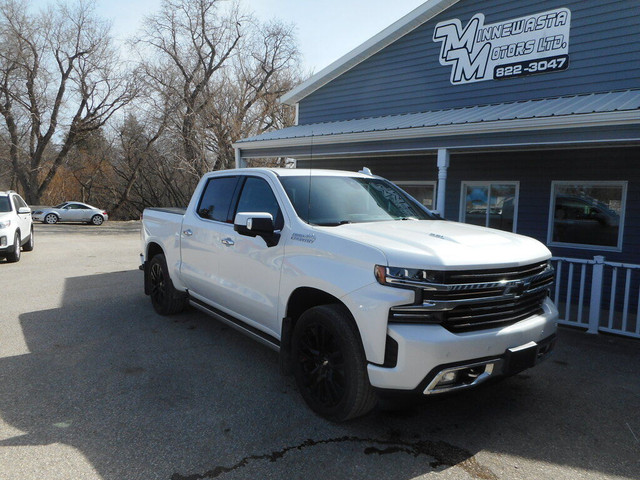  2020 Chevrolet Silverado 1500 HIGH COUNTRY 6.2L 4X4! ONLY 74KM! in Cars & Trucks in Portage la Prairie