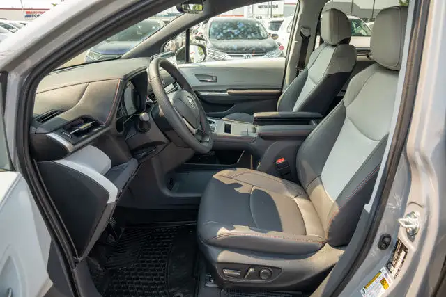 2024 Toyota Sienna XSE AWD in Cars & Trucks in Edmonton - Image 28