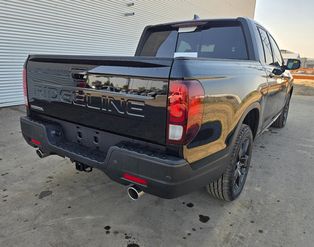 2025 Honda Ridgeline Black Edition TRIM-EXCLUSIVE RED INTERIO... in Cars & Trucks in Grande Prairie - Image 4