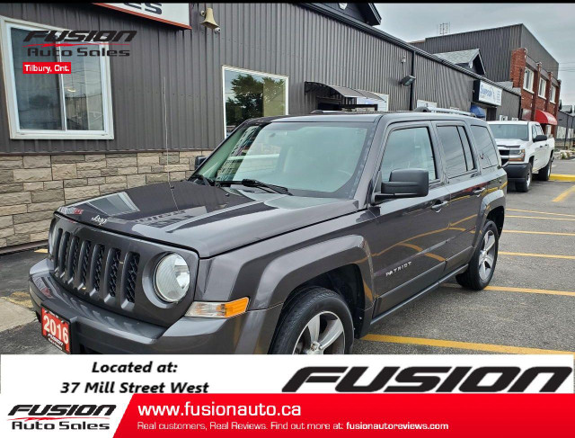  2016 Jeep Patriot High Altitude-LEATHER-SUNROOF-HEATED SEATS in Cars & Trucks in Leamington