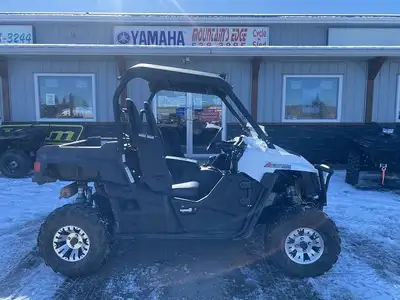This is a great looking unit, ready to ride. Come in and take a look this unit wont last long. Engin...