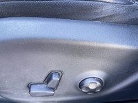 This 2019 Jeep Cherokee Trailhawk is loaded with features! Navigation, AWD, large sunroof, adaptive... (image 3)