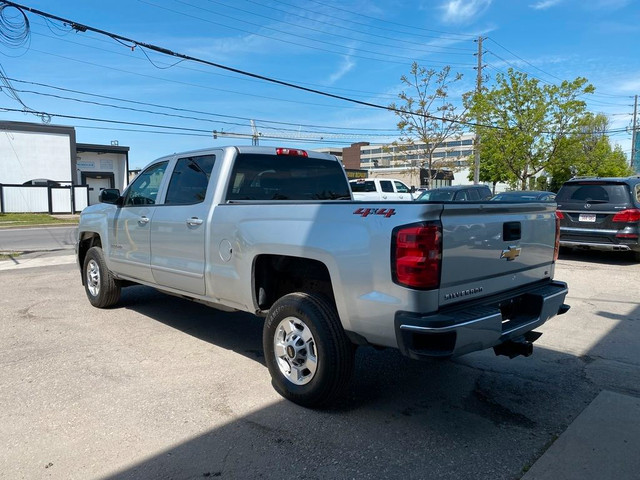  2019 Chevrolet SILVERADO 2500HD LT Crew Cab Short Box 4WD in Cars & Trucks in City of Toronto - Image 4