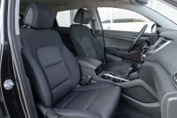 Discover value and versatility with our 2016 Hyundai Tucson Limited. Equipped with a turbocharged en... (image 9)
