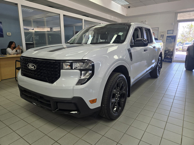 2025 Ford Maverick XLT | BLACK APP PKG | 4K TOW PKG | LUXURY PKG in Cars & Trucks in Calgary - Image 4