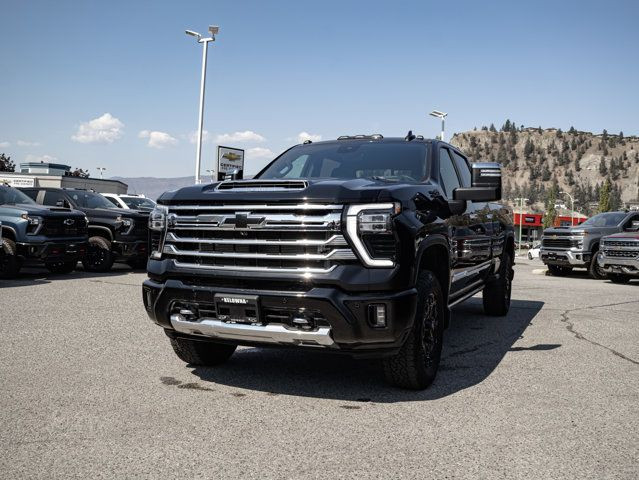 2025 Chevrolet Silverado 3500HD High Country in Cars & Trucks in Kelowna - Image 4