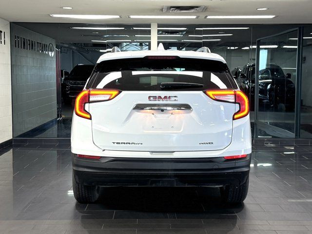 2022 GMC Terrain SLE in Cars & Trucks in Calgary - Image 4