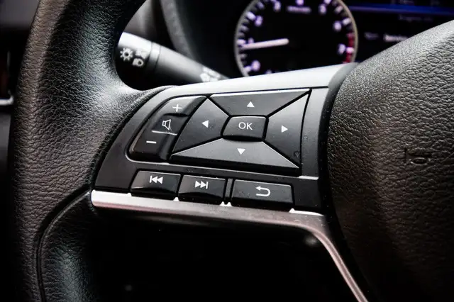 2024 Nissan Sentra SV • LOW MILEAGE • REMOTE START • HEATED SEAT in Cars & Trucks in Ottawa - Image 17