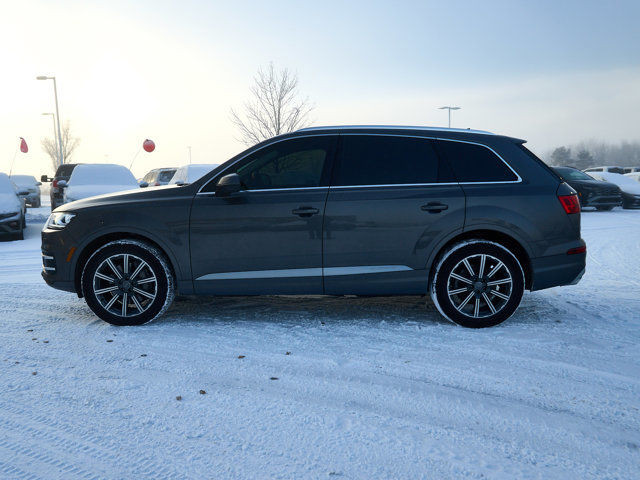 2019 Audi Q7 Komfort | Leather Interior | Panoramic Sunroof in Cars & Trucks in Edmonton - Image 2