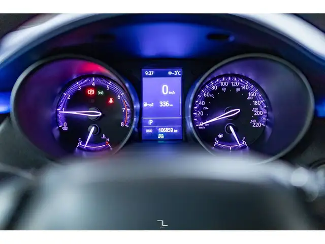 2021 Toyota C-HR XLE Premium BCam in Cars & Trucks in Red Deer - Image 16