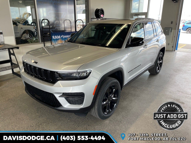 2025 Jeep Grand Cherokee in Cars & Trucks in Lethbridge