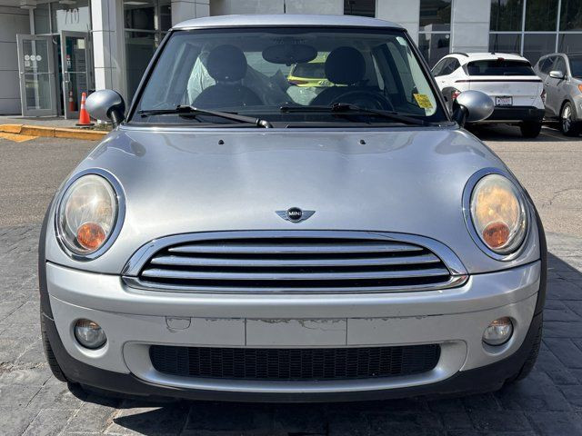 2010 MINI Cooper Hardtop 3M | No Accidents | 2 Sets of Tires in Cars & Trucks in Calgary - Image 2