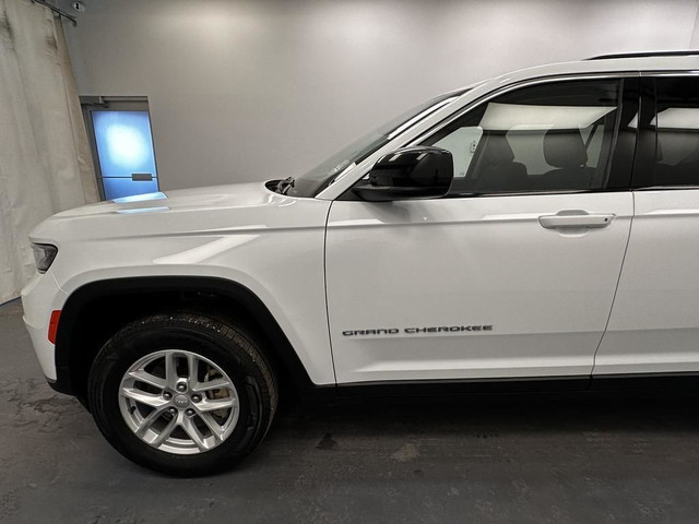 2023 Jeep Grand Cherokee L Laredo Adaptive Cruise - Blind Spo... in Cars & Trucks in Lethbridge - Image 2
