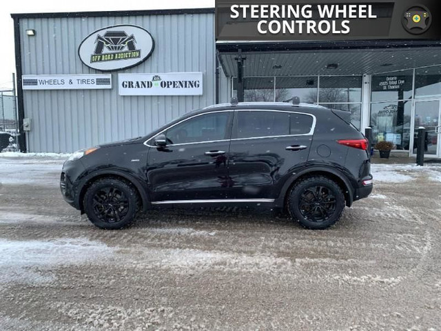 2017 Kia Sportage SX | AWD | TURBO | LOW MILEAGE | in Cars & Trucks in London - Image 2