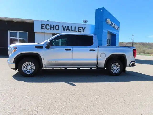 2020 GMC Sierra 1500 Base 5.3L V8 4x4 dans Autos et camions dans Ville de Régina - Image 2