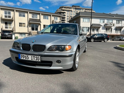 2005 BMW 3 Series Basic