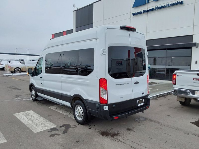 2023 Ford Transit Passenger Wagon T-350 148&amp;quot; High Roof  in Cars & Trucks in Calgary - Image 4