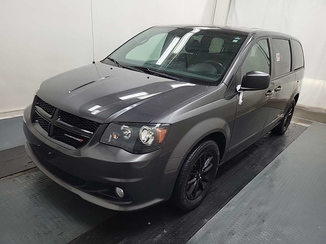 2020 Dodge Grand Caravan SE SXT/BLACKTOP/QUADS/DUAL AC/38KM/M... in Cars & Trucks in Belleville