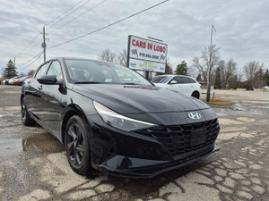 2022 Hyundai Elantra Preferred IVT w/Sun & Tech Package