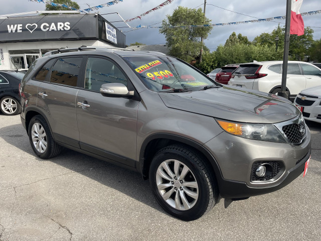 2011 Kia Sorento LX 7 SEATS BT HEAT SEATS PARK ASSIST...LOW KMS in Cars & Trucks in City of Toronto - Image 4