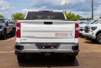 // ACCIDENT FREE!! // // SINGLE OWNER! // Experience the reliability and capability of the 2022 Chev... (image 3)