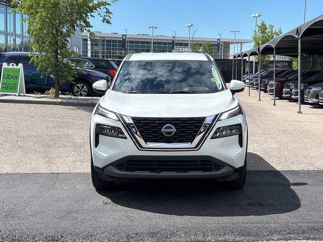 2023 Nissan Rogue AWD S - LOW KMS / HEATED SEATS in Cars & Trucks in Calgary - Image 2