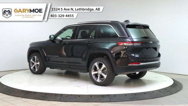 2022 Jeep Grand Cherokee 4xe in Cars & Trucks in Lethbridge - Image 3