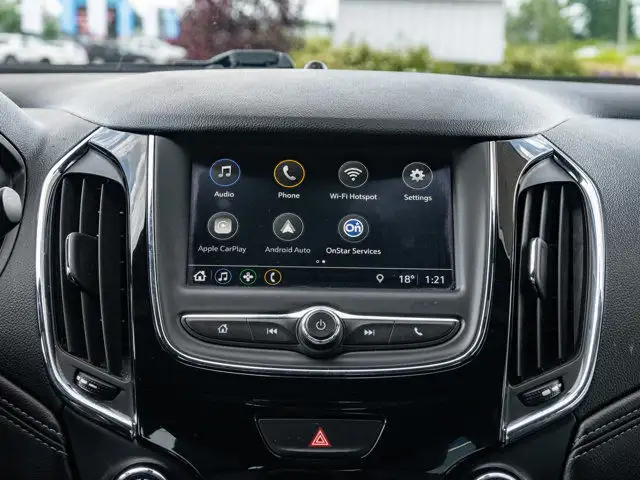 2019 Chevrolet Cruze Premier in Cars & Trucks in Barrie - Image 26