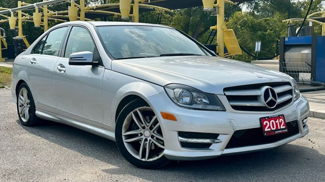 2012 MERCEDES-BENZ C-250 * AWD * SUPER LOW KM C 250 4MATIC in Cars & Trucks in Barrie - Image 4