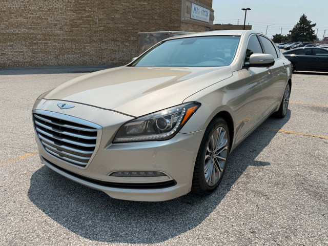 2015 Hyundai Genesis 4dr Sdn Premium in Cars & Trucks in City of Toronto - Image 4