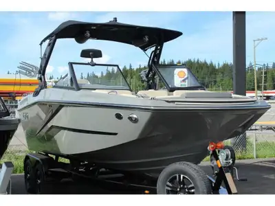 2023 Heyday H20 2023 Heyday Wake Boats H20. Comes with the following options: Apollo Gray - Hull/dec...