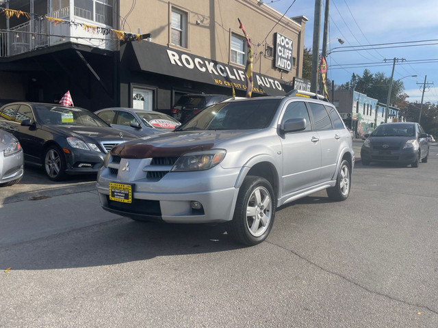 2005 Mitsubishi Outlander Limited in Cars & Trucks in City of Toronto