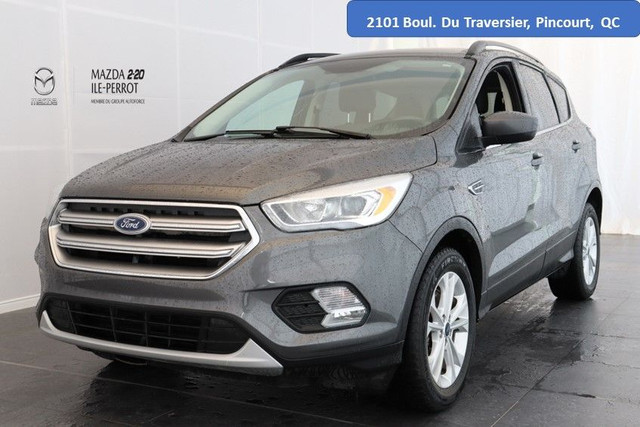 2017 Ford Escape SE AWD BANCS CHAUFFANTS CAM RECUL SE in Cars & Trucks in City of Montréal