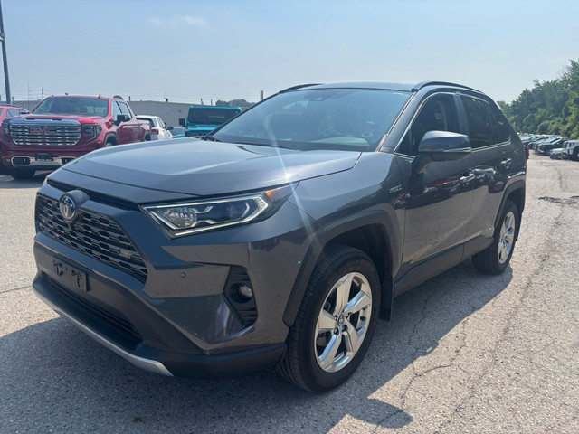 2020 Toyota RAV4 Hybrid Limited SUNROOF | HYBRID | HEATED/VEN... in Cars & Trucks in London - Image 2