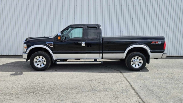 2010 Ford Super Duty F-250 SRW DIESEL in Cars & Trucks in Longueuil / South Shore - Image 3
